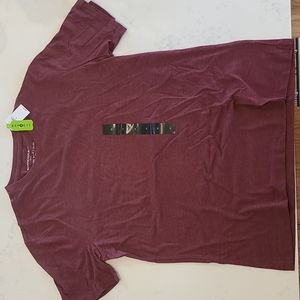 Banana Republic maroon tee